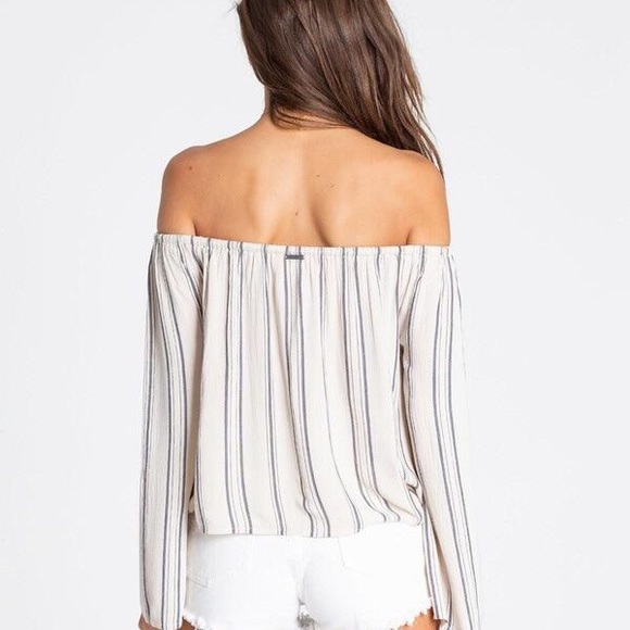 💧🌾BILLABONG LIGHT IT UP TOP🌾💧 - Picture 6 of 8